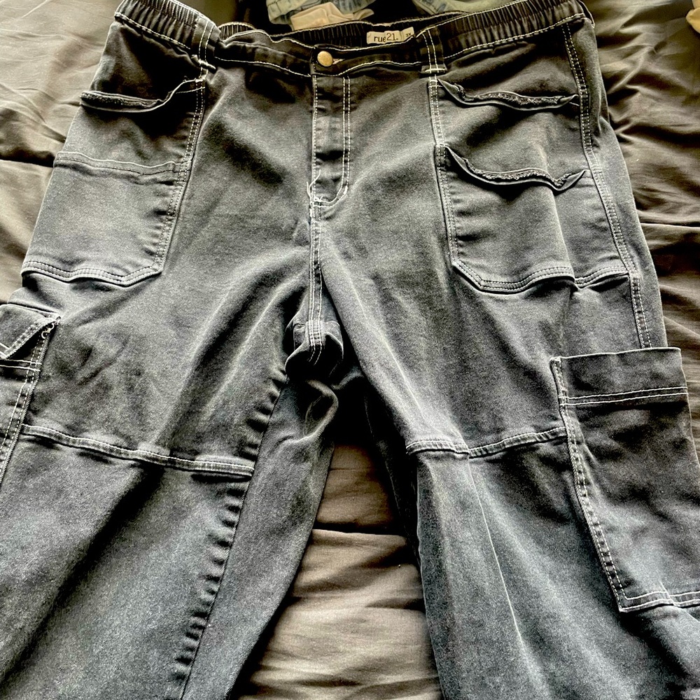 Cargos